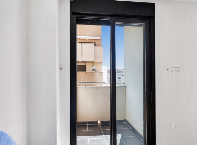 Wiederverkauf - Wohnung - Torrevieja