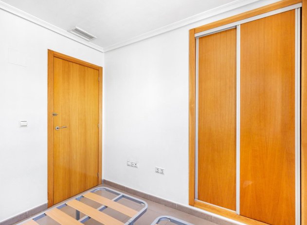 Wiederverkauf - Wohnung - Torrevieja