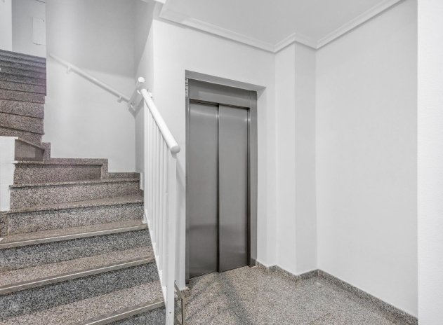 Wiederverkauf - Wohnung - Torrevieja