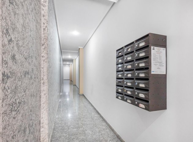 Wiederverkauf - Wohnung - Torrevieja