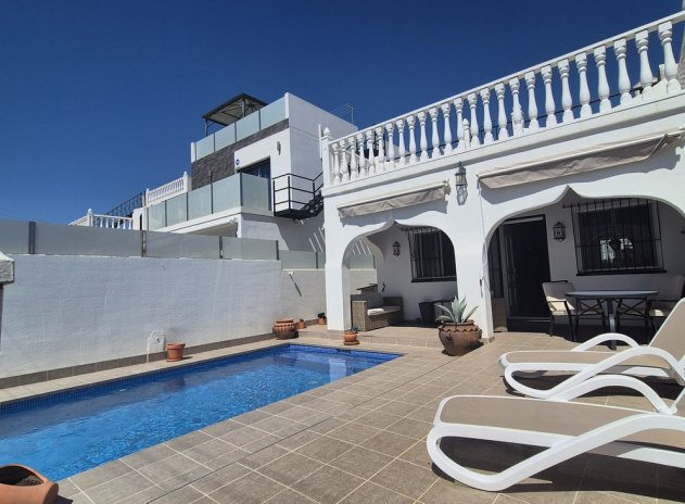 Resale - Villa * - San Miguel de Salinas *