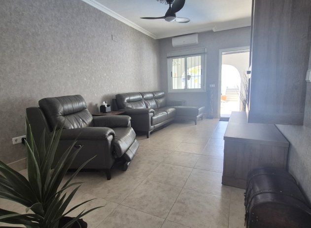 Resale - Villa * - San Miguel de Salinas *