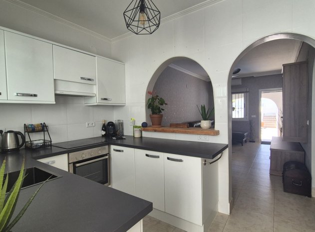 Resale - Villa * - San Miguel de Salinas *