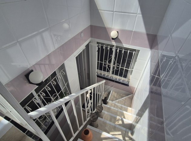 Resale - Villa * - San Miguel de Salinas *