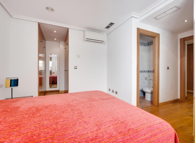 Herverkoop - Appartement - Torrevieja - Playa del Acequión