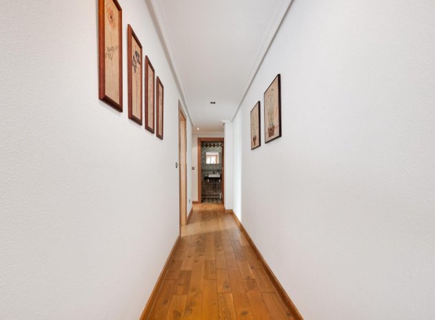 Herverkoop - Appartement - Torrevieja - Playa del Acequión