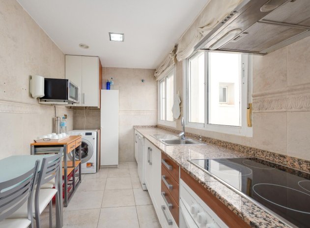 Herverkoop - Appartement - Torrevieja - Playa del Acequión