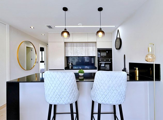 Resale - Apartment / Flat * - Orihuela Costa * - Punta Prima *