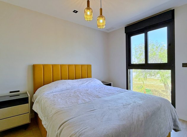 Resale - Apartment / Flat * - Orihuela Costa * - Punta Prima *