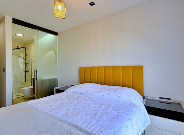 Resale - Apartment / Flat * - Orihuela Costa * - Punta Prima *