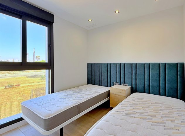 Resale - Apartment / Flat * - Orihuela Costa * - Punta Prima *