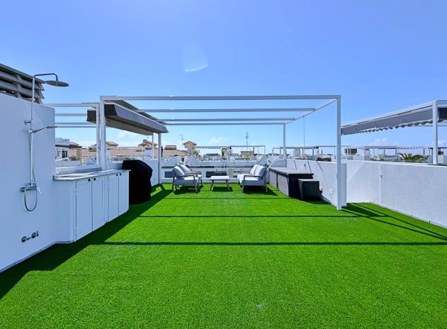 Resale - Apartment / Flat * - Orihuela Costa * - Punta Prima *
