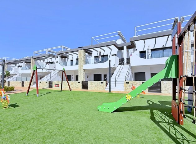 Resale - Apartment / Flat * - Orihuela Costa * - Punta Prima *