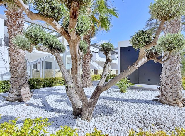 Resale - Apartment / Flat * - Orihuela Costa * - Punta Prima *