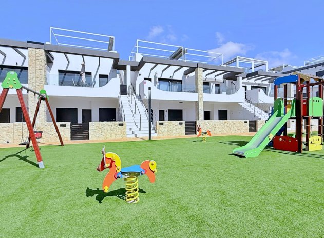 Resale - Apartment / Flat * - Orihuela Costa * - Punta Prima *