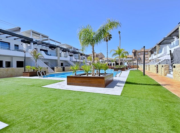 Resale - Apartment / Flat * - Orihuela Costa * - Punta Prima *