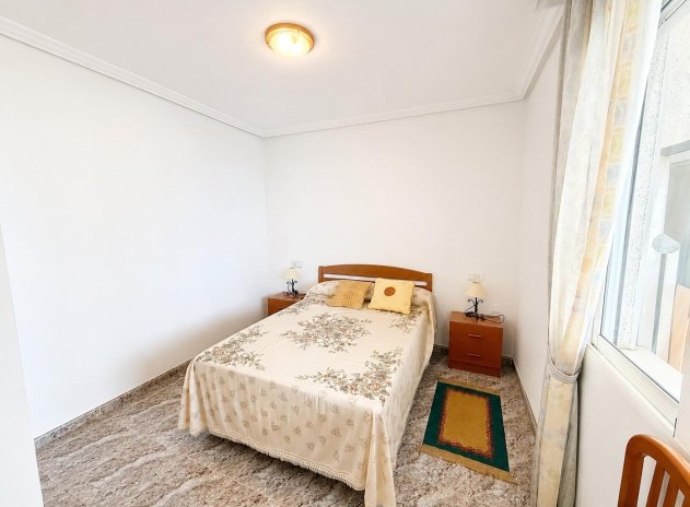 Herverkoop - Appartement - Torrevieja - Playa del Cura