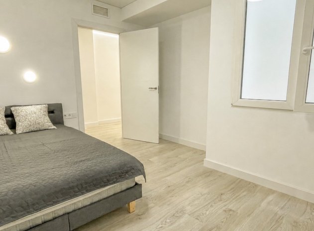 Herverkoop - Appartement - Torrevieja - Acequion