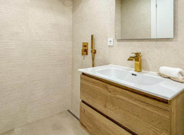 Herverkoop - Appartement - Torrevieja - Acequion