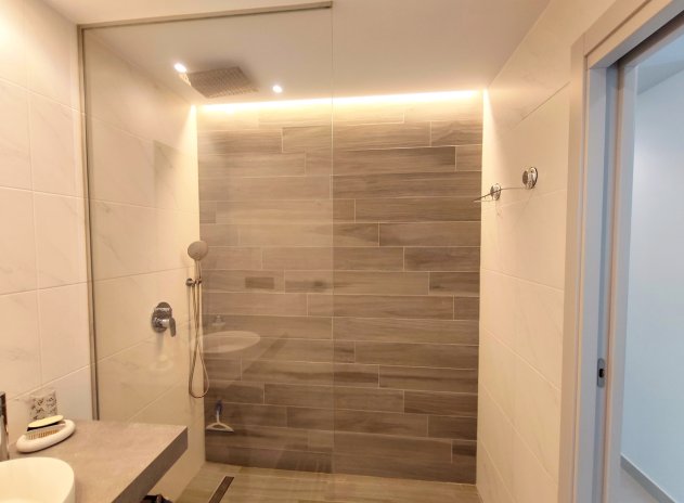 Reventa - Apartamento / Piso - Guardamar del Segura