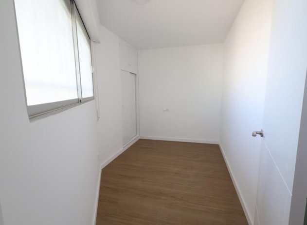 Herverkoop - Appartement - Orihuela Costa - La Zenia