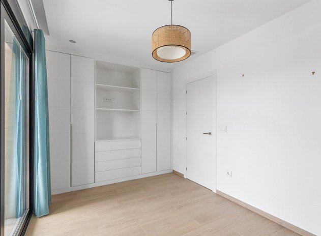 Resale - Villa * - Benijofar *