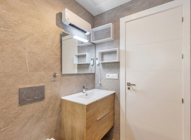 Resale - Villa * - Benijofar *