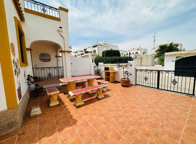 Herverkoop - Rijwoning - Orihuela - Entre Naranjos