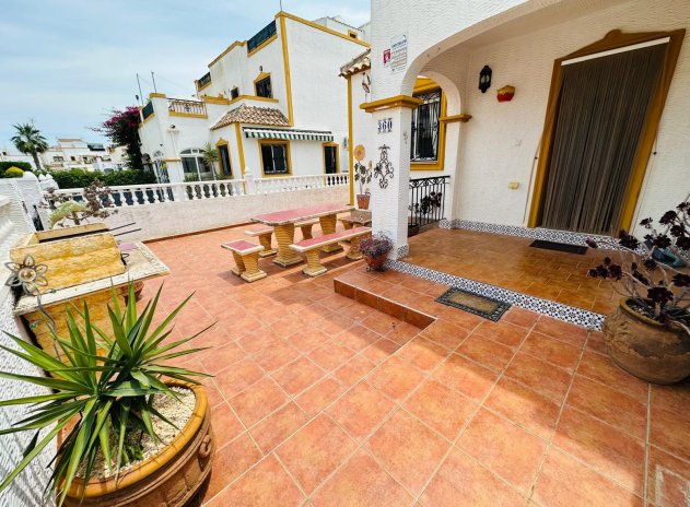 Herverkoop - Rijwoning - Orihuela - Entre Naranjos