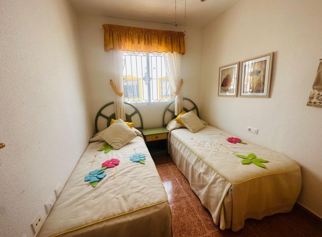 Herverkoop - Rijwoning - Orihuela - Entre Naranjos
