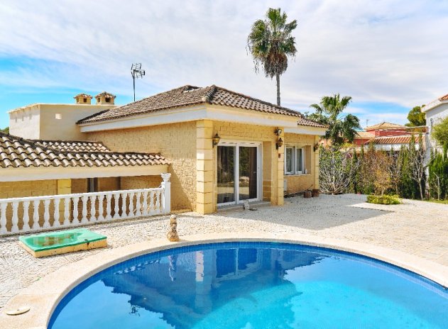 Reventa - Villa - Campoamor - Dehesa de Campoamor