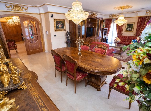 Resale - Villa * - Campoamor *