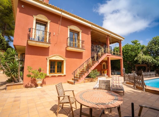 Resale - Villa * - Campoamor *