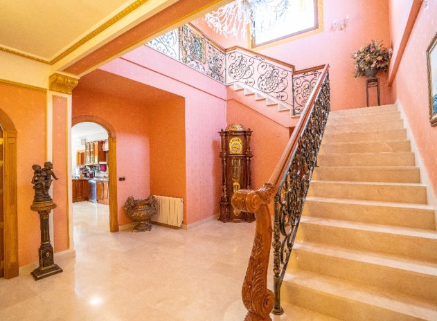 Resale - Villa * - Campoamor *