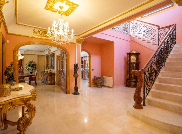 Resale - Villa * - Campoamor *