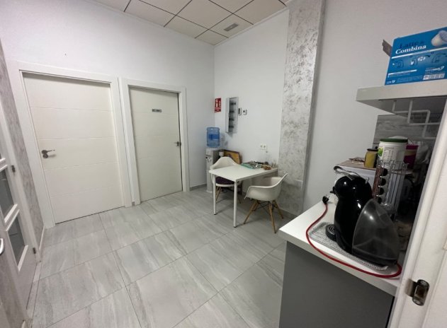 Reventa - Comercial - La Zenia
