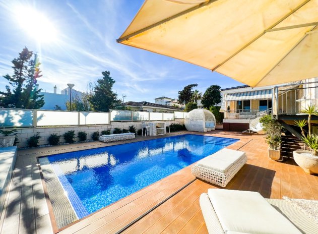 Herverkoop - Villa - La Mata