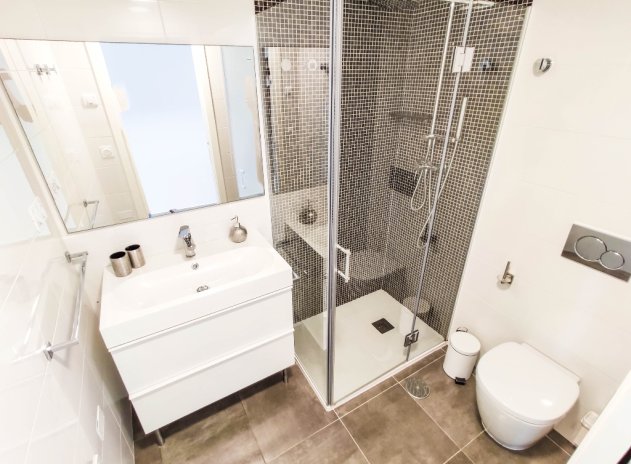 Revente - Appartement - Punta Prima