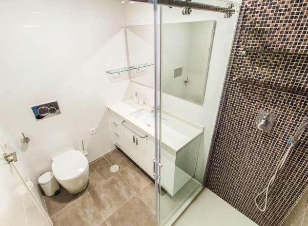 Revente - Appartement - Punta Prima