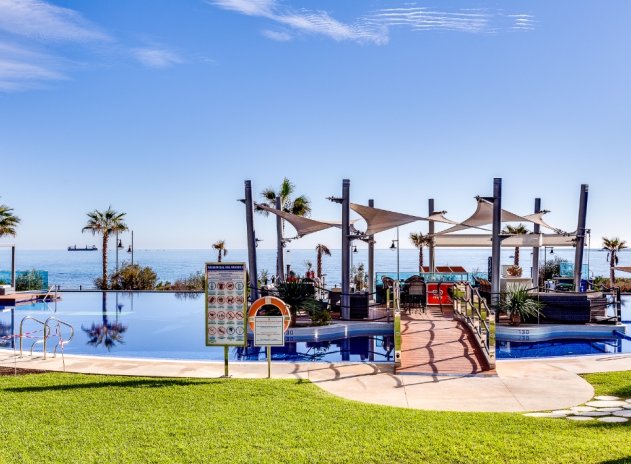 Revente - Appartement - Punta Prima