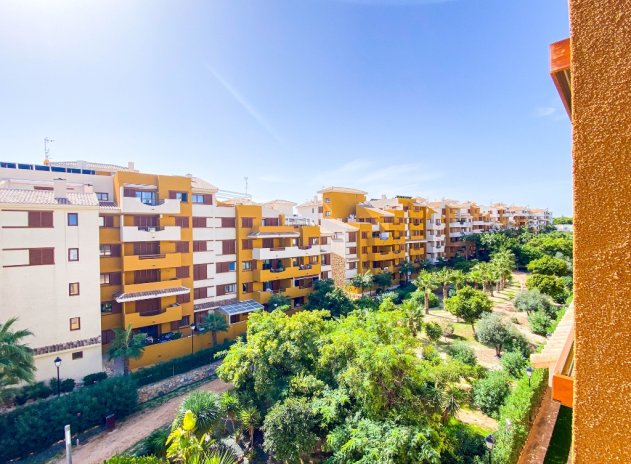 Resale - Apartament - Punta Prima *