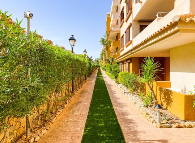 Resale - Apartament - Punta Prima *