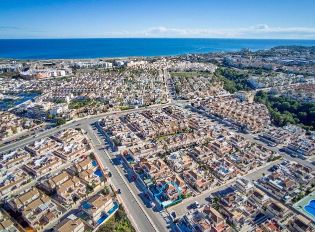 Resale - Townhouse * - Playa Flamenca *