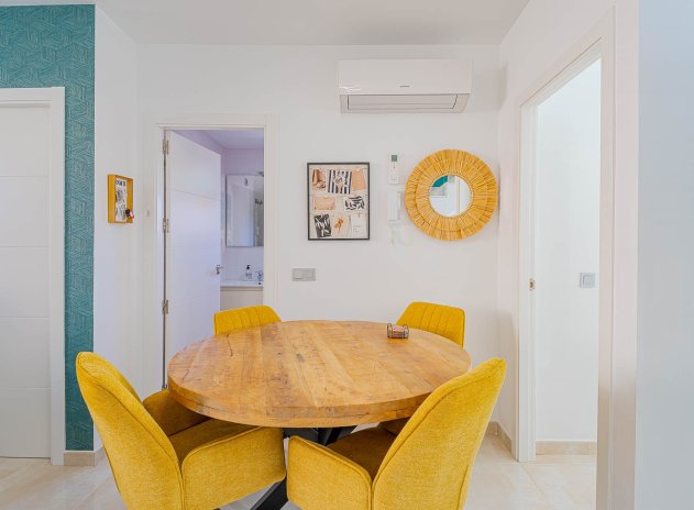 Wiederverkauf - Apartament - Lomas de Cabo Roig