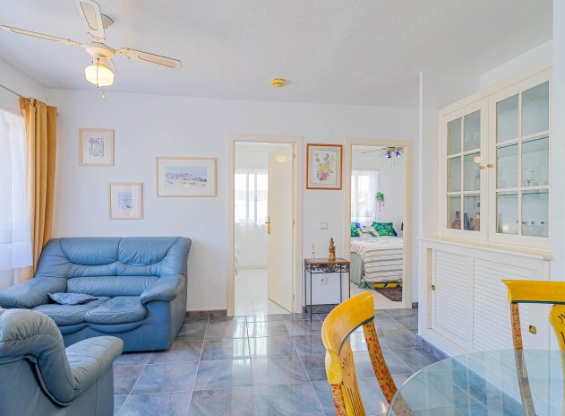 Resale - Townhouse * - Los Altos *