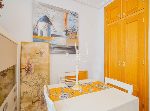 Reventa - Casa adosada - Torrevieja - Punta Prima