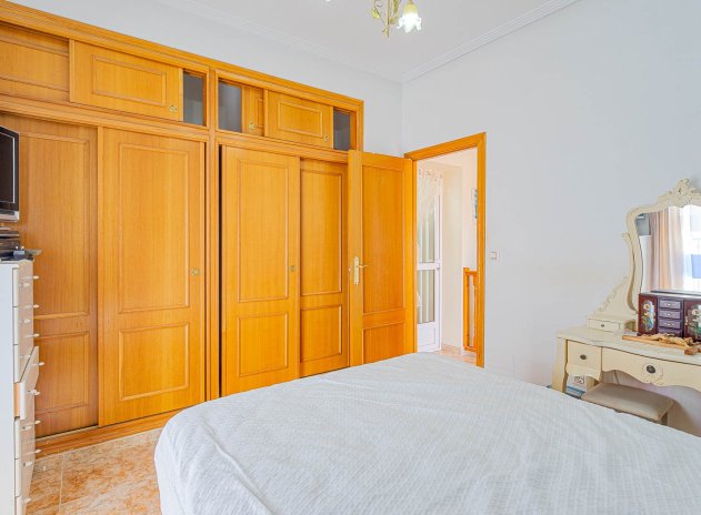 Reventa - Casa adosada - Torrevieja - Punta Prima