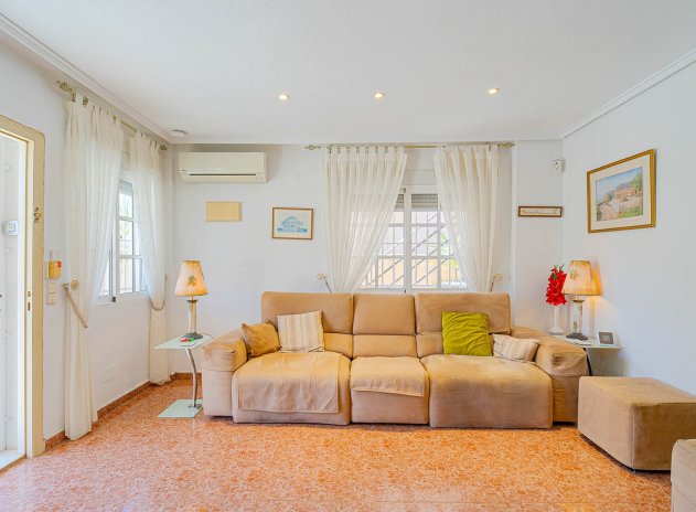 Herverkoop - Villa - Punta Prima