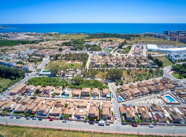 Herverkoop - Villa - Punta Prima