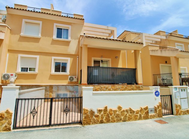 Resale - Townhouse * - San Miguel de Salinas *